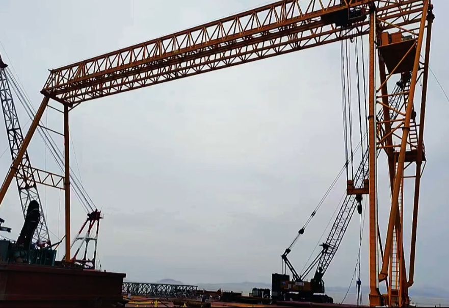 MG桁架雙梁門式起重機、提梁機、路橋門機廠家、產地、價格報價