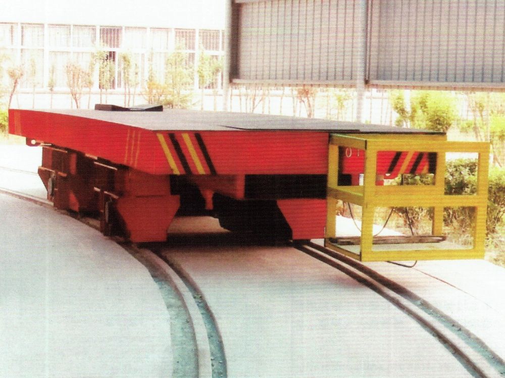 轉彎式轉運車