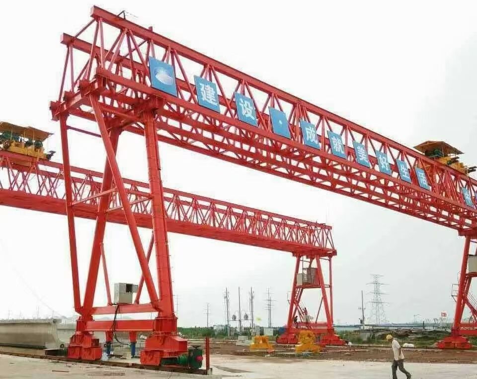 廣東提梁機、雙梁門式起重機、工程龍門吊租賃廠家、價格