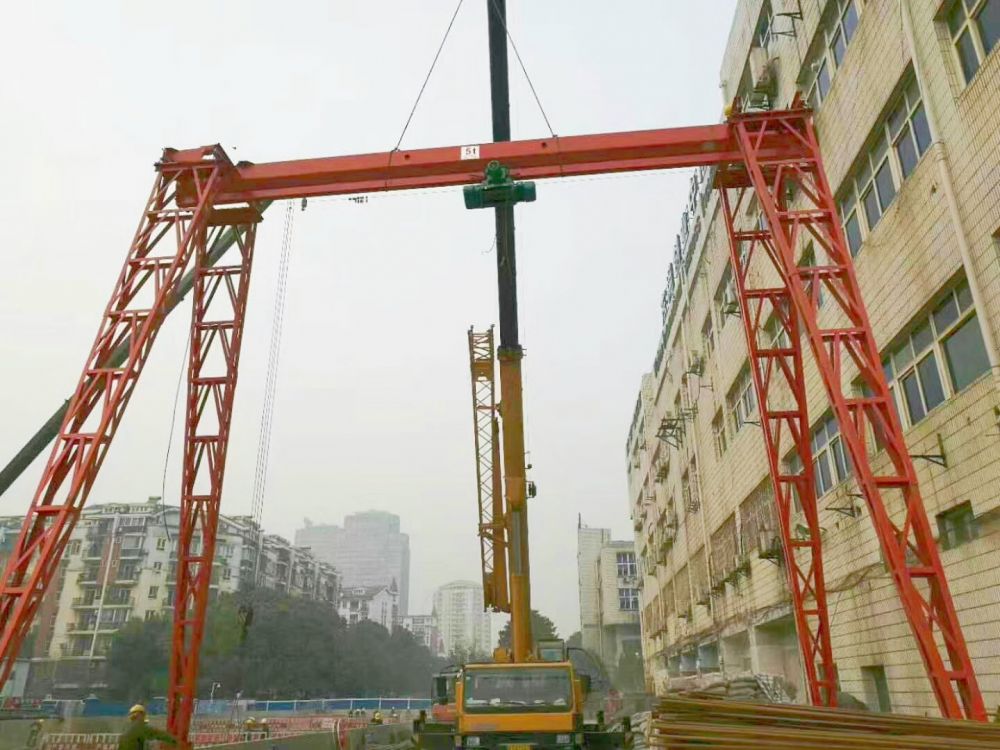 小型龍門吊、小型龍門架、輕小起重設備生產廠家級報價