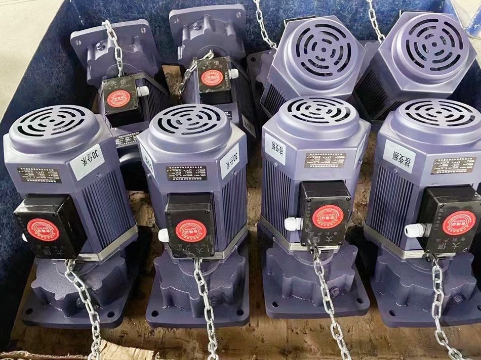呼和浩特起重運行電機、河南新鄉大信三合一電機減速器