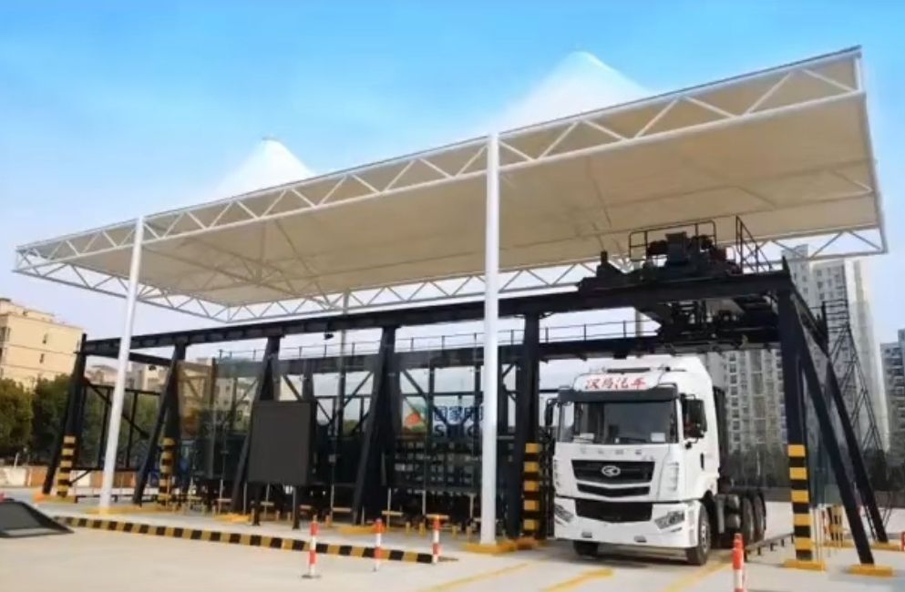 新能源換電起重機(jī)、重卡換電起重機(jī)、換電天車、吊機(jī)