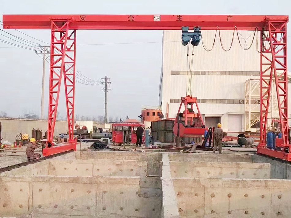 山西呂梁抓斗吊、MHZ型電動單梁抓斗門式起重機生產(chǎn)廠家，安裝維修