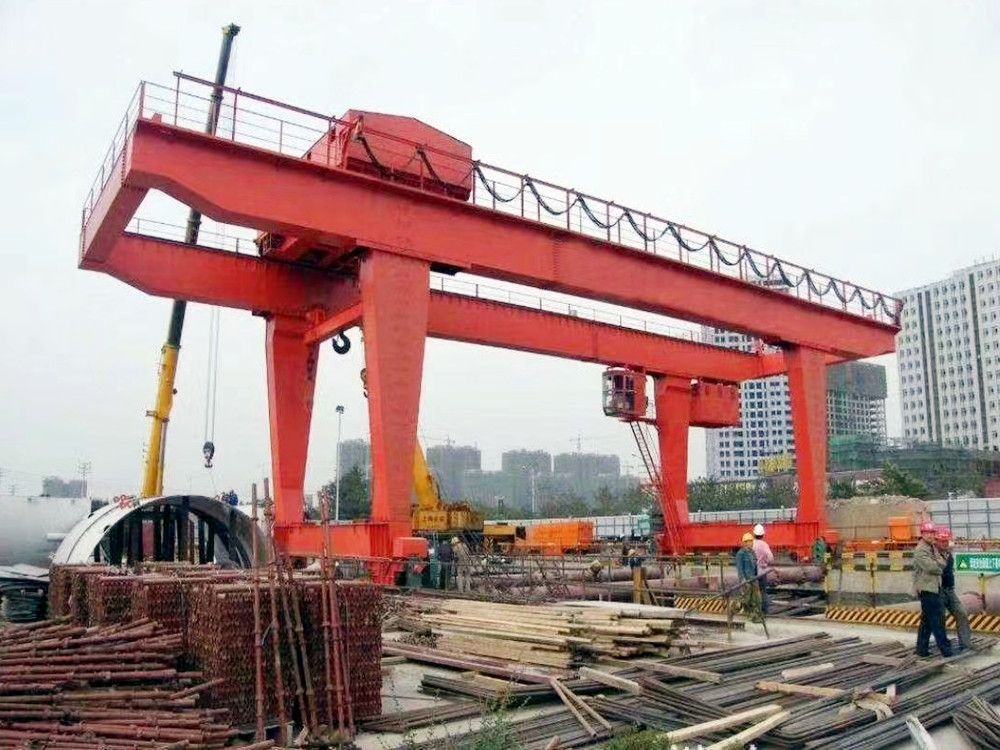 陜西龍門吊租賃、地鐵出渣機、路橋門機、提梁機出租租賃搬遷移裝維修