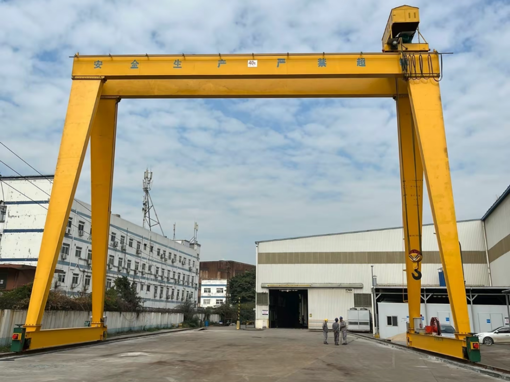 MG型單小車雙梁門式起重機(jī)、ME型雙小車門式起重機(jī)、龍門吊