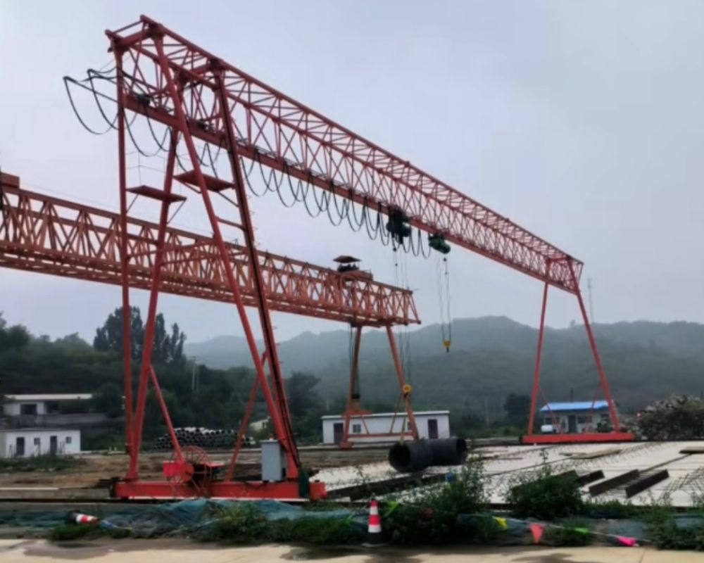 單雙梁門(mén)式起重機(jī)、工程龍門(mén)吊、桁架式門(mén)機(jī)-長(zhǎng)城起重