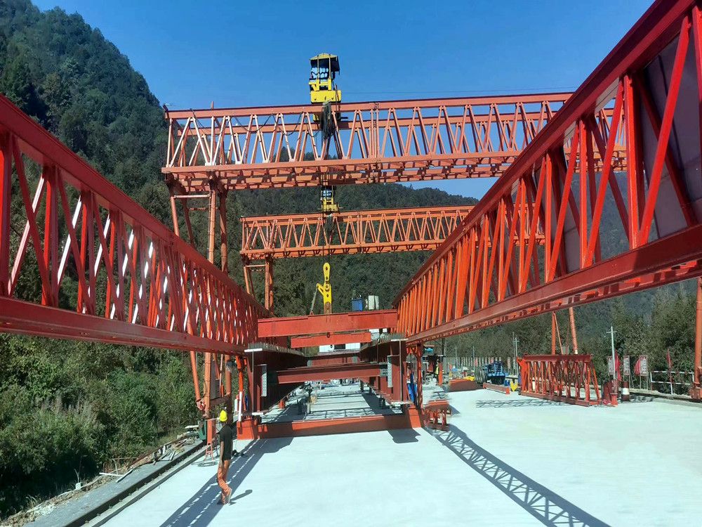 架橋機(jī)生產(chǎn)廠家、型號(hào)規(guī)格、技術(shù)參數(shù)、安裝維修、租賃回收、價(jià)格報(bào)價(jià)