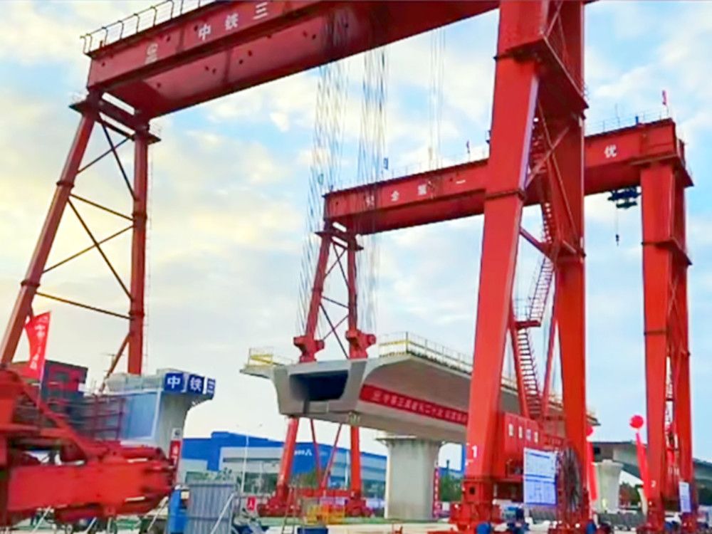 浙江架橋機(jī)、提梁機(jī)、地鐵出渣機(jī)、梁場(chǎng)龍門吊租賃出租、安裝搬遷維修