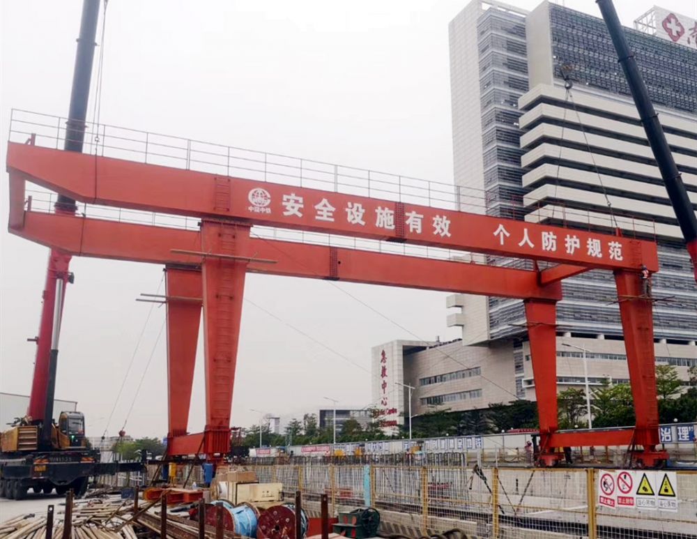 廣東地鐵出渣機、U型出渣機、出渣門式起重機租賃出租、安裝搬遷