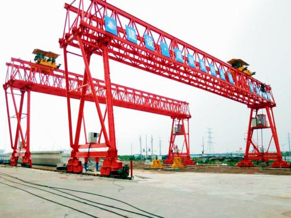 貴州提梁機、工程龍門吊、地鐵出渣機、架橋門機租賃安裝搬遷維修服務